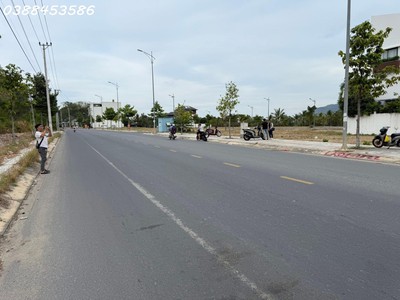 Kđt ven sông tắc- mặt tiền đường phong châu - giá 32 triệu/m2- sát dự án sun group nha trang 1