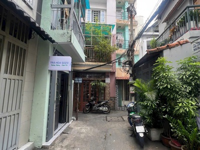 Bán nhà 72/19 huỳnh văn bánh p 15 phú nhuận giá : 2,6 tỉ có thương lượng 0