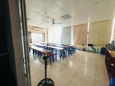 Cho thuê mặt bằng tầng 6, vị trí đắc địa trung tâm phố Chờ- Yên Phong- Bắc Ninh 1