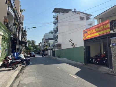 Bán lô đất siêu vip đường mạc đinh chi, tân tiến, tp nha trang  diện tích:  311,9m2 giá bán : 42 2