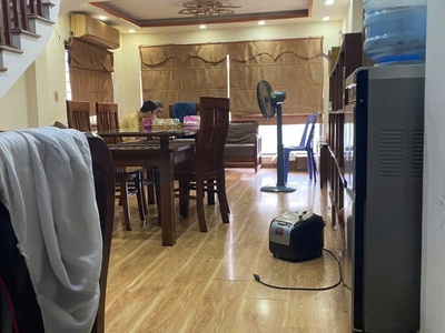 Bán nhà bằng liệt- hoàng mai, 40 m2, 5 tầng, mặt tiên 4 m, giá 10,6 tỷ. 2