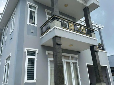  bán gấp biệt thự long hải   vũng tàu, trung tâm thị trấn -  giá bán 10,5 tỷ, còn thương lượng 2