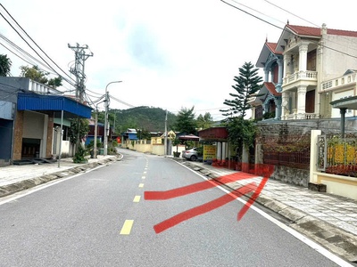 Chào bán 1 lô 93m2 - đường nhựa 7m  Hoà Bình giá chỉ 3,xx tỷ 1