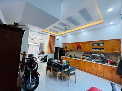 Bán nhà 4 tầng, 3pn đường lê đình quản, cát lái, q.2. tp hcm. dt 96m2, sh, giá 9.15 tỷ. 2