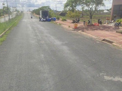 Bán đất có nhà lộ 2 chiều bờ nam, thị trấn sông đốc, trần văn thời, cà mau 0