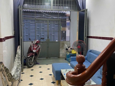 Nhà 1 lầu cạnh hẻm xe hơi hưng phú p10q8 1