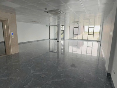 Chính chủ cho thuê tòa nhà làm căn phòng 4 tầng-15tr/sàn/130m2-tứ hiệp, thanh trì, hn 2