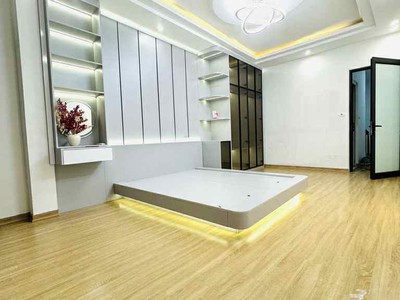 Bán nhà nguyễn văn cừ, gara ôtô, ngõ thông, kinh doanh 3