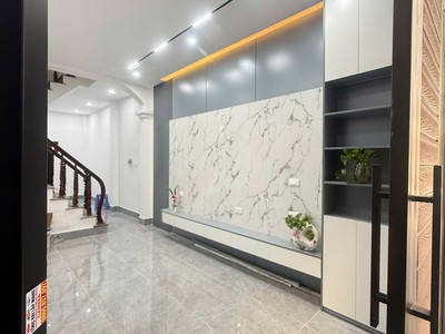 Bán nhà ngõ thông tại cầu lủ, dt 34m2, 4 tầng giá 8,2 tỷ. 4
