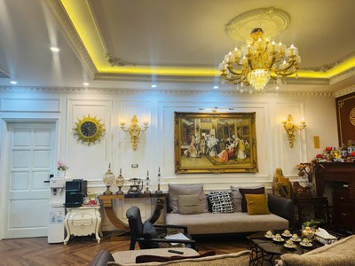 Căn hộ ct2 vimeco mặt phố nguyễn chánh 130m2, 3pn căn góc nội thất hiện đại, 15 tỷ 1