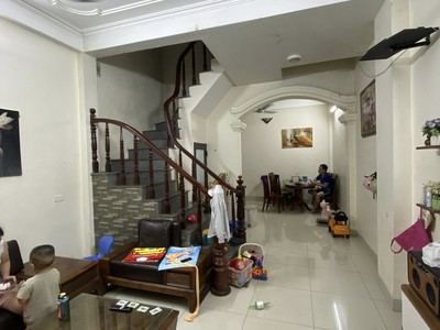 Kim giang, ngõ thông kinh doanh, dt40m2, 4 tầng, mt 4m giá 11,4 tỷ 1