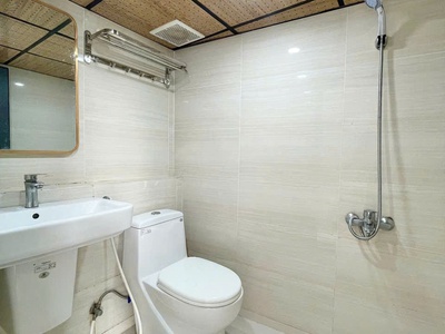 Bán chdv mới xây ngay chợ bùi minh trực p5 q8 3