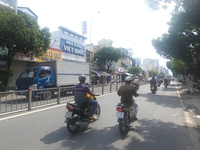 Cho thuê nhà mặt tiền hòa bình 120m  - ngang 6m - cạnh chung cư-gần chợ 1