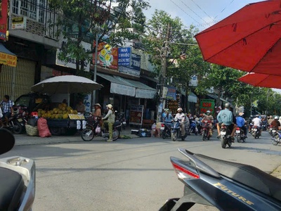 Bán đất thổ cư 135m2, đường 12m, gần Chợ Đức Hoà, giá chỉ 950 triệu 5