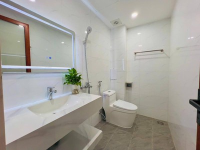 Hiếm-Bán nhà KĐT Định Công-Phân lô-Gần Hồ, Trường, Chợ-Kinh doanh- Dân xây-51m 5 tầng. Giá 19 tỷ 3