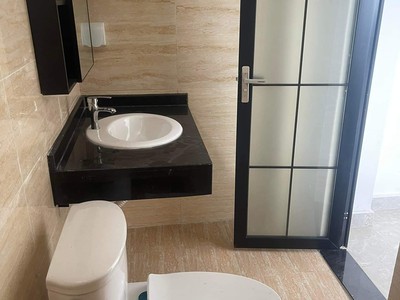 Nhà mình cho thuê nhà mới, lô góc, 117m2  4t  vỉa hè, giảng võ-45 tr 1