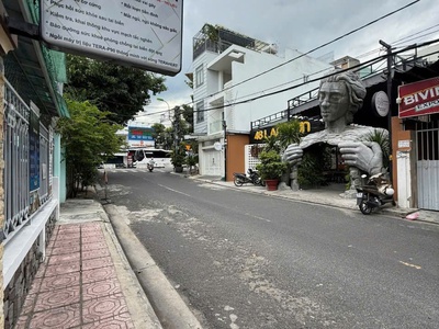 Mặt tiền lam sơn - phường phước hoà - tp. nha trang dt hiện tại 135m 2  giá bán 11,5tỷ  thương 2