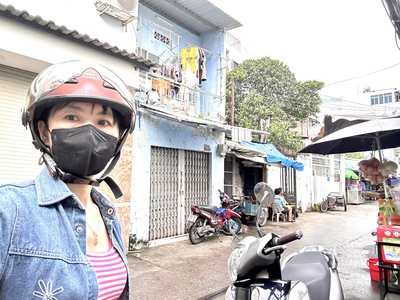 Bán nhà mt tôn thất thuyêt- thông đoàn văn bơ- xóm chiếu,hoàng diệu đến trường đại học nguyễn tât 4