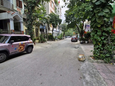 Bán liền kề phố nguyễn văn lộc phân lô kinh doanh sẵn hầm hàng hiếm không có căn thứ 2 1
