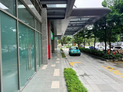 Chính chủ cần cho thuê gấp căn shop chân đến mặt sảnh toà h3- masteise waterfront - vinhomes ocean 2