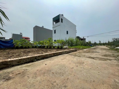 Bán 52m đất thôn ấp tre, tổ 9, quang minh. mặt tiền rộng 6m, full thổ cư. gần kcn quang minh 2