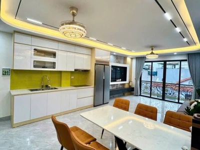 Đỗ nhuận/ xuân đỉnh- 6 tầng thang máy x dt 43m2- mt 4.3m- lô góc thoáng sáng- sát ô tô đỗ-  hơn 10 2