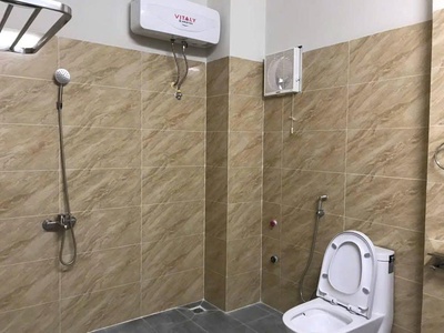 Cho thuê nhà nguyên căn 3 tầng 4 phòng ngủ gần chợ ngô quyền phường 6 đà lạt giá 15tr 4