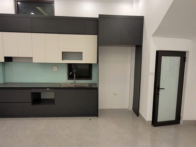 Bán nhà phúc lợi 72m2 xây mới 4 tầng   ở ngay   4 ngủ- sân riêng để 5 xe máy 3