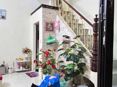Thụy khuê 25m giá 6,6 tỷ 1 nhà ra mặt phố ngõ thông,lô góc,2 thoáng,gần hồ tây 2