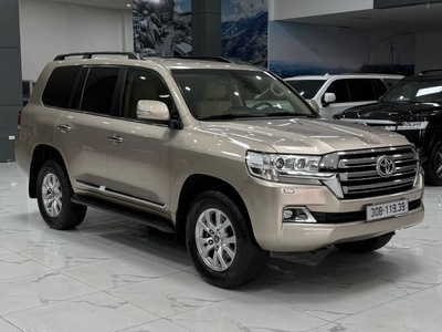 Bán Toyota Land Cruiser LC200, sản xuất 2016. Xe cực mới. 2