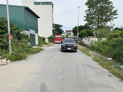 ĐÓN SÓNG ĐẦU TƯ: Lô Đất Vàng 90m2 Làng Cam Gia Lâm - Vị Trí Kim Cương, Cạnh Đường 30m, Tiềm Năng 3