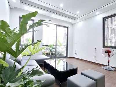 Chính Chủ Gửi Bán Nhà Lô Góc 6 Tầng Thang Máy Ngõ Ô Tô Thông - 7.x tỷ 8