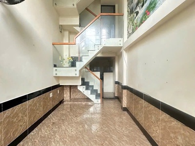 Nhà đẹp rất hầm hố 1 trệt 1 lửng 1 lầu đường 4m ô tô đỗ cửa quận 12 2