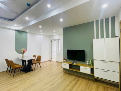 Căn hộ tầng 8 2 ngủ 2wc, full đồ, view hồ gần trường Xanh Tuệ Đức, chung cư Thanh Hà 2