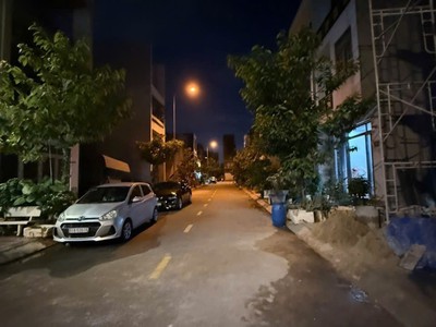 Kdc phú hồng thịnh ix   nhỉnh 5 tỷ - vị trí vàng 1