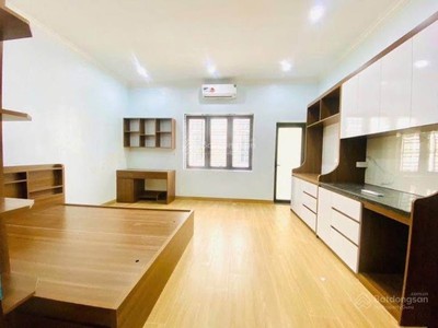 Bán nhà đẹp ngọc thụy, lb  75m dân xây, 6pn   gần chợ   3 bước ra ô tô tránh   nhỉnh 13 tỷ 2