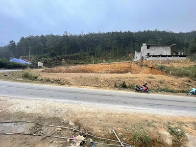 Gia đình cần chuyển nhượng 800m  đất vị trí đẹp tại trung tâm xã Tú Lệ, cách Le Charm Tú Lệ chỉ 300m 3