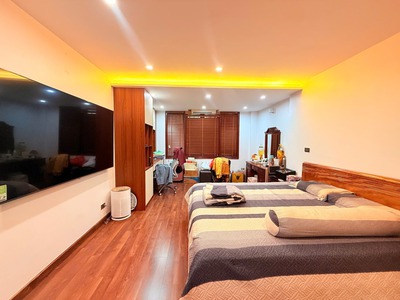 Bán nhà lạc long quân dt40m2, 5 tầng, mặt tiền 4m, 3 p. ngủ, gần ôtô, tiện ích bạt ngàn 1