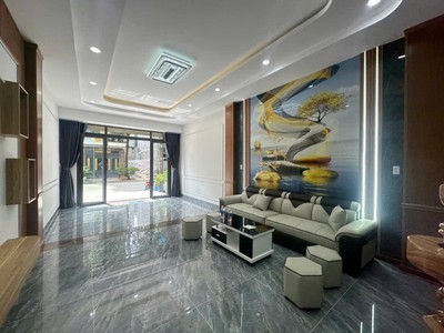 Bán nhà 2 tầng đẹp,nhà mới 100,full nội thất,đường nhựa 13m,gần chiêu liêu 0