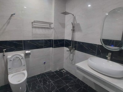 Bán nhanh nhà Hoàng Cầu,phân lô, ô tô, Lô góc VIP-Gần Hồ   Kinh Doanh   61m2 2