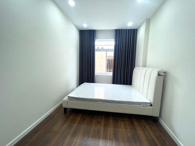 Bán nhà đẹp 4 tầng 70m2 6.5x10.5m chỉ 6,8 tỷ hoàng diệu 2 linh trung thủ đức 2
