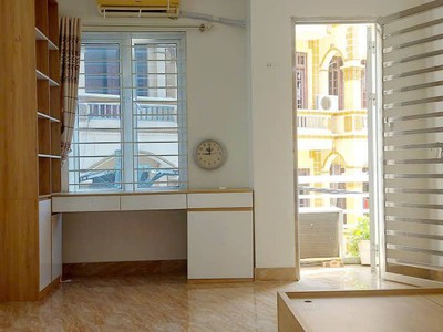 Cho thuê nhà xuân đỉnh   32m  x 5 tầng, 3pn, 3wc, 13 triệu/tháng 3