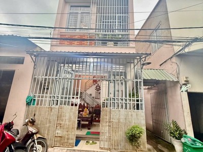 Bán nhà đường song hành  quận 12 ngang 4m8 73m2 2 tầng 4 tỷ 450. 0