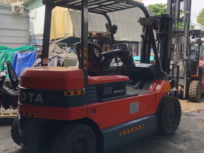 Tải trọng xe nâng: Những điều cần biết để đảm bảo an toàn và hiệu quả 1