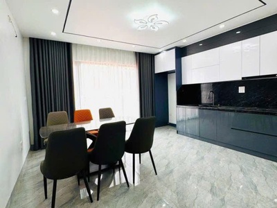 Chính chủ  bán nhà  doãn kế thiện/ mai dịch- dt 38m2, 6 tầng, mt 4.5m- ngõ to ô tô qua 3