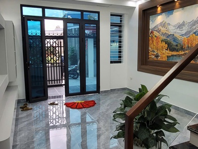 Bán gấp nhà 4 tầng mới đẹp tại lũng đông   ô tô đỗ cửa, vị trí đắc địa 2