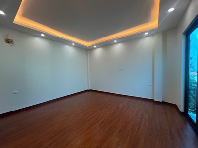 Nhà đẹp lai xá    lô góc 2 thoáng - thông tứ tung - 6 tầng thang máy   ở ngay   gần đh thành đô, 2
