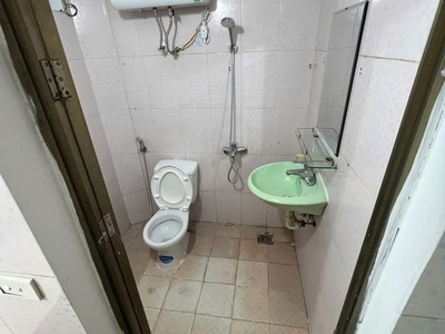 Cho thuê nhà riêng cấp 4 có gác xép   ngõ ô tô tại xuân phương, hà nội 3