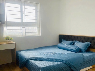 Căn hộ tầng 8 2 ngủ 2wc, full đồ, view hồ gần trường Xanh Tuệ Đức, chung cư Thanh Hà 4