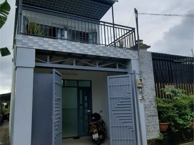Nhà đẹp   giá tốt    chính chủ cần cho thuê tại   218/43, võ văn hát, phường long trường  quận 9 cũ 0
